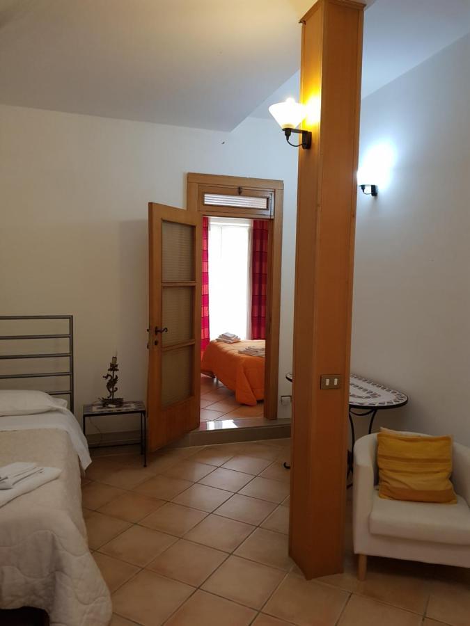 Soriano44 3* Napoli